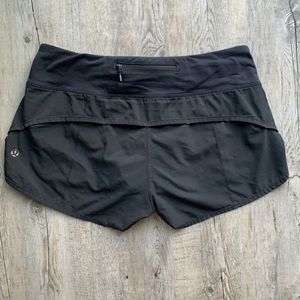 Lululemon Speed Up Short Sz 4